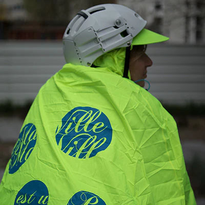 Poncho: FULAP est la protection de pluie la plus efficace et la plus pratique du marché.