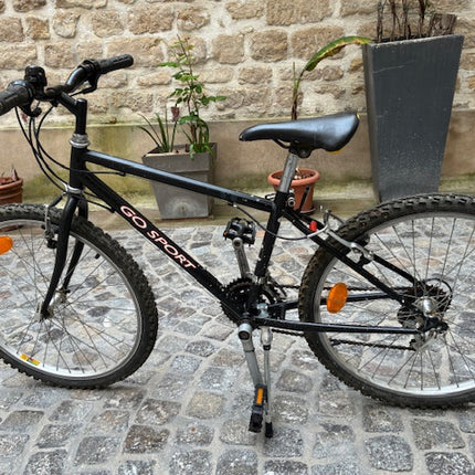 Vélo VTT Occasion, GO SPORT, 24", (9 à 12 ans) vitesses sur dérailleur, Shimano, frein V brake,