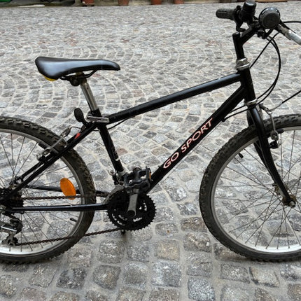 Vélo VTT Occasion, GO SPORT, 24", (9 à 12 ans) vitesses sur dérailleur, Shimano, frein V brake,